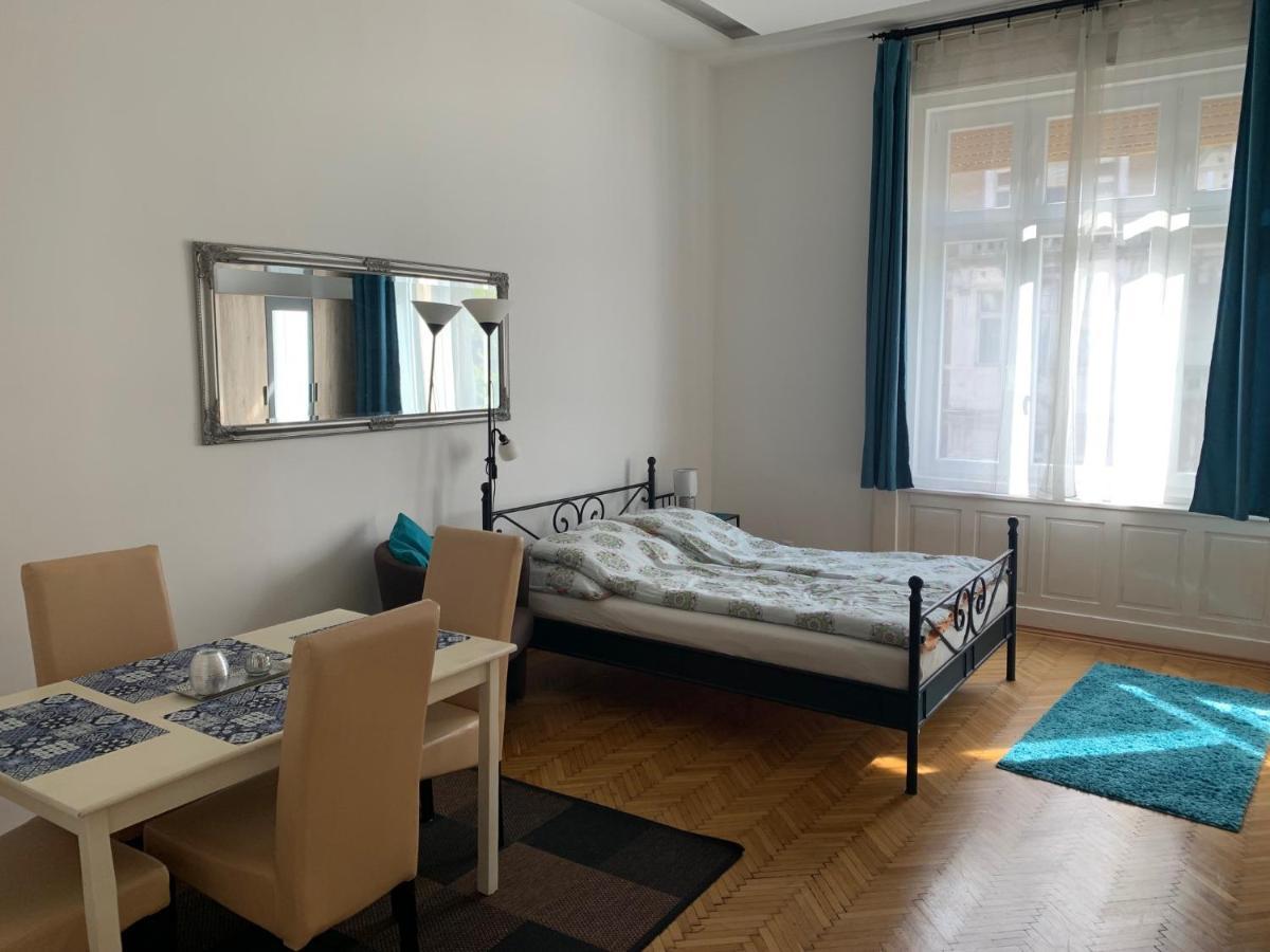 Mester4 Apartman Near To The Danube Budapest Ngoại thất bức ảnh